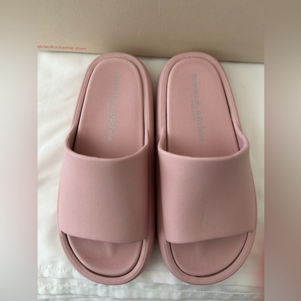 Pink women's j slides